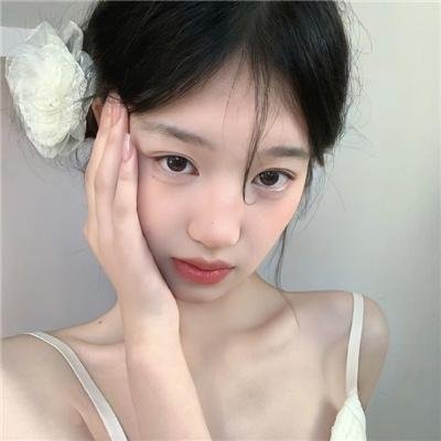 春泪溅花红